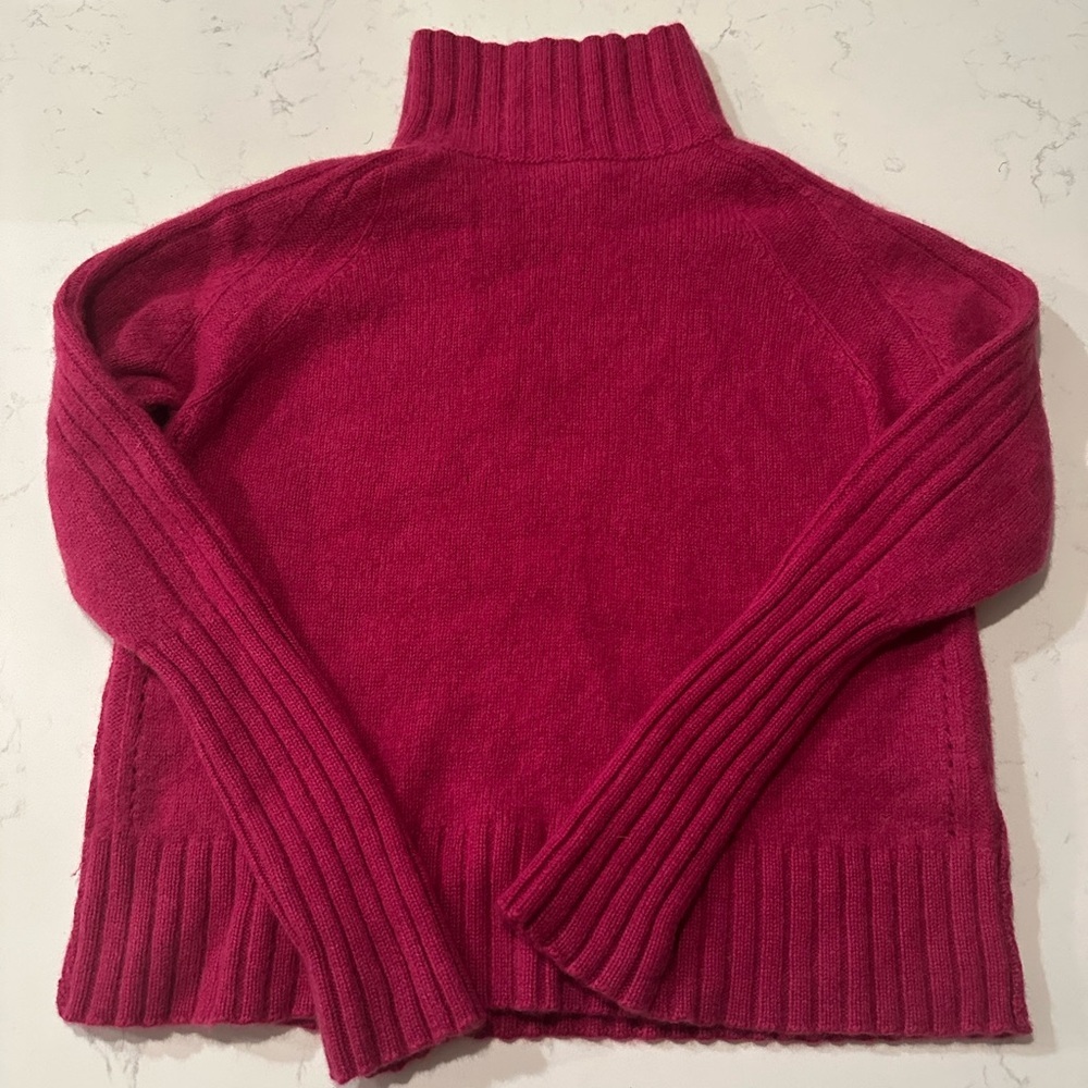 360 cashmere mock neck sweater